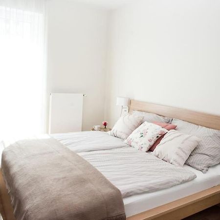 Liszt Apartman Gyor Ngoại thất bức ảnh